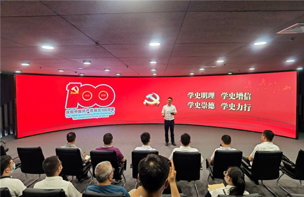 1630545466724232PBow.jpg 党支部书记李剑宏讲党史.jpg